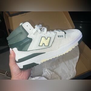 Brand new, new balance sneakers